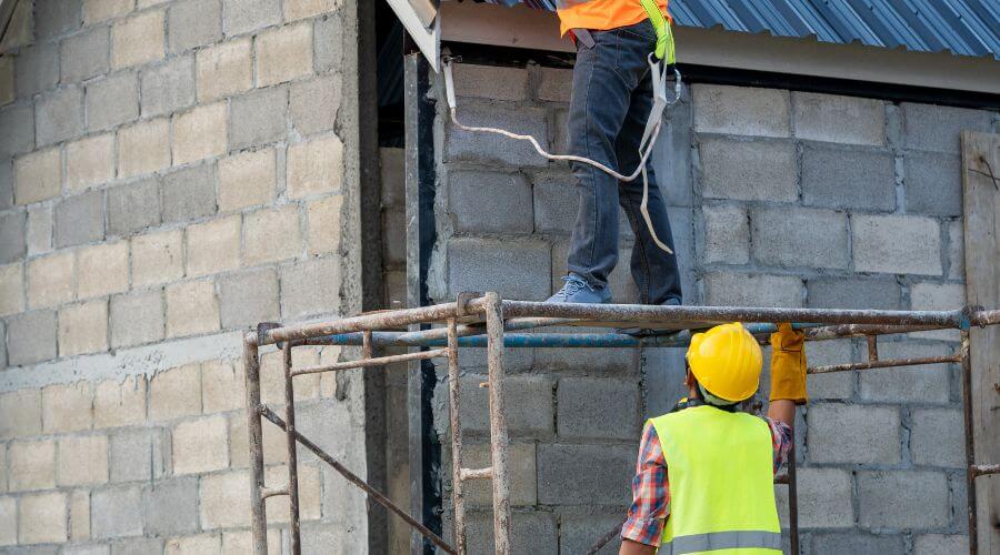 Professional gutter cleaning in Anton Chico, NM
